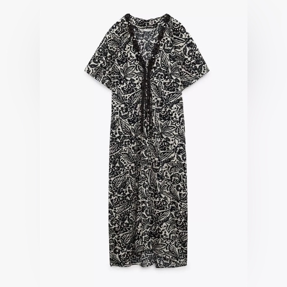 Zara Black and White Maxi Dress caftan coverup size M
wear on fringe see pic